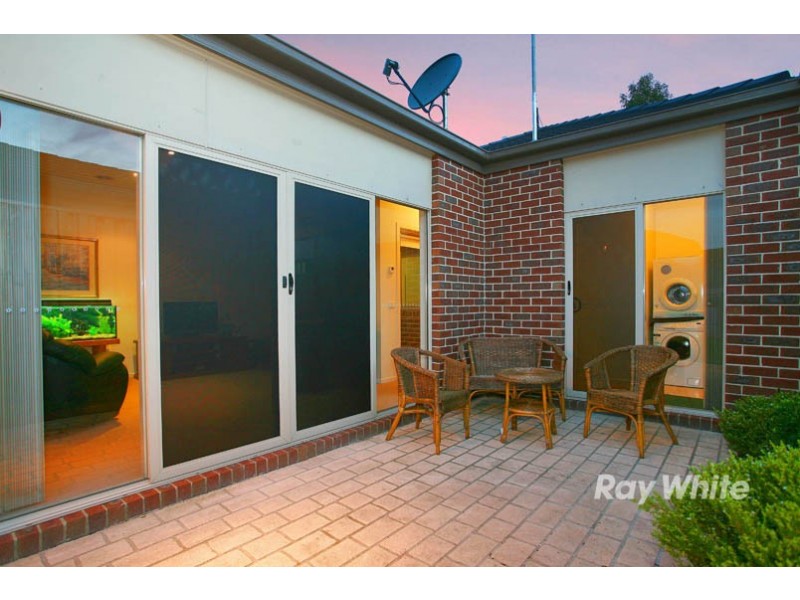 40 Mannavue Boulavard, Cranbourne North VIC 3977