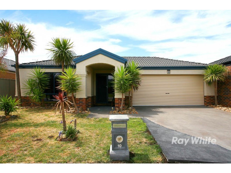 10 Reynard Place, Cranbourne East VIC 3977