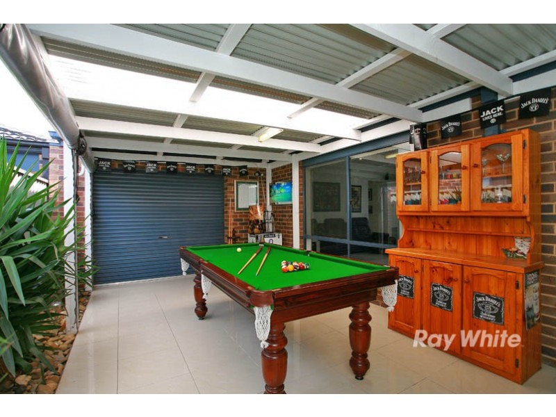 10 Reynard Place, Cranbourne East VIC 3977