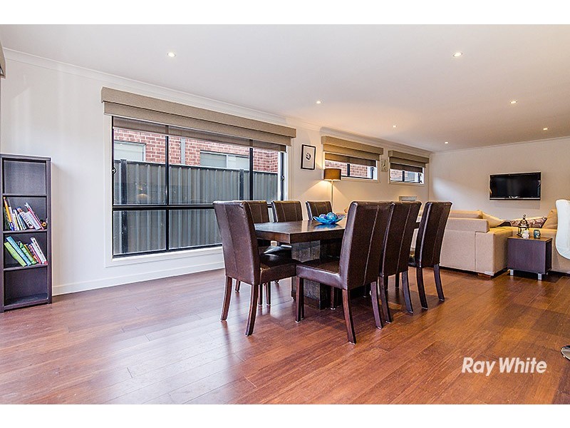 76 Mackillop Way, Clyde North VIC 3978