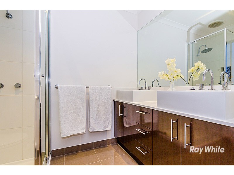 76 Mackillop Way, Clyde North VIC 3978