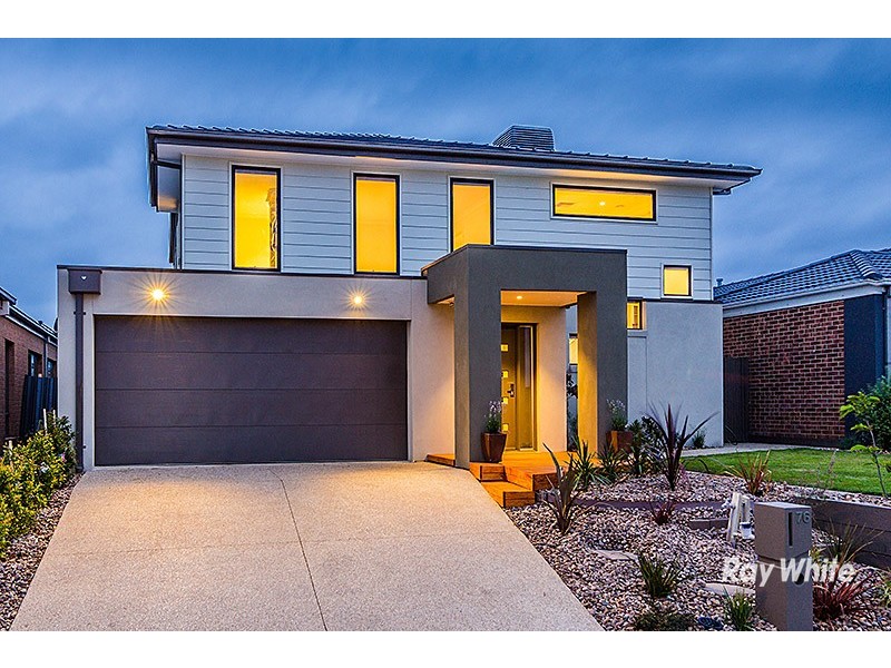 76 Mackillop Way, Clyde North VIC 3978