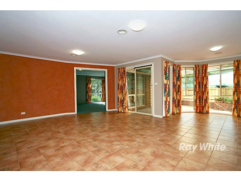 2 Jagger Circuit, Cranbourne East VIC 3977