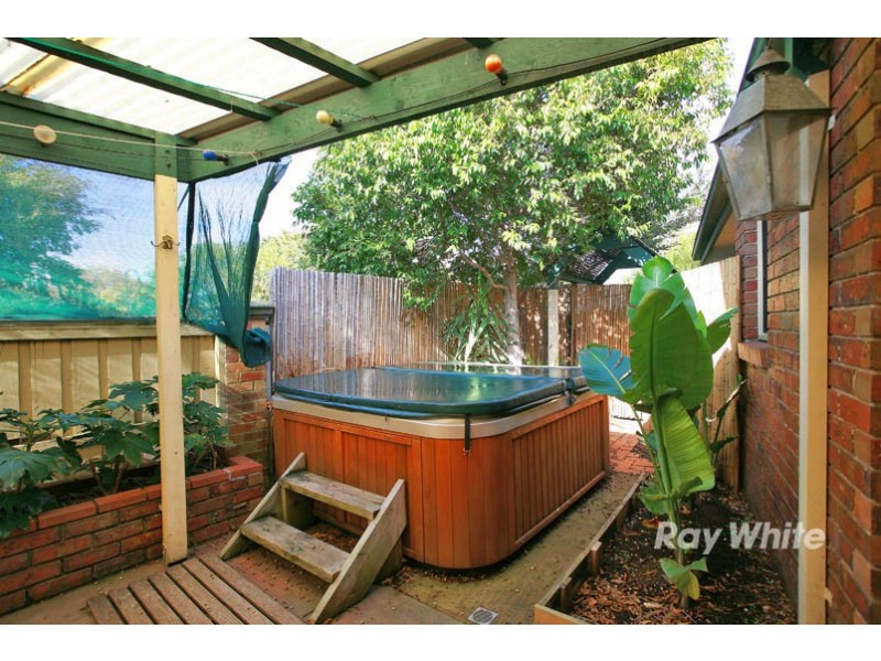 2 Jagger Circuit, Cranbourne East VIC 3977