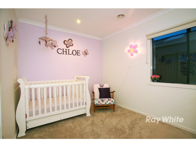 9 Abrus Circuit, Cranbourne North VIC 3977