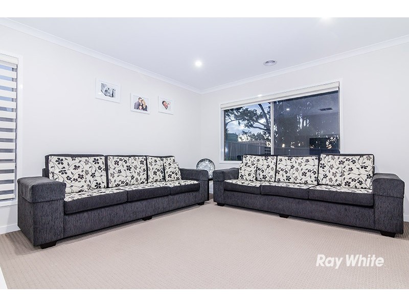 19 Sunline Way, Lyndhurst VIC 3975