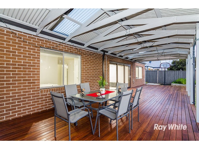 19 Sunline Way, Lyndhurst VIC 3975