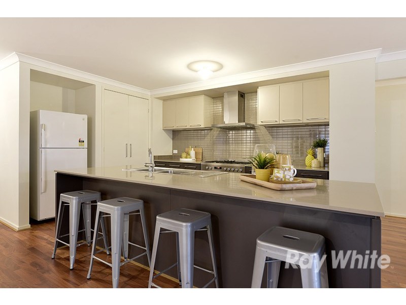 5 Beechwood Drive, Lyndhurst VIC 3975