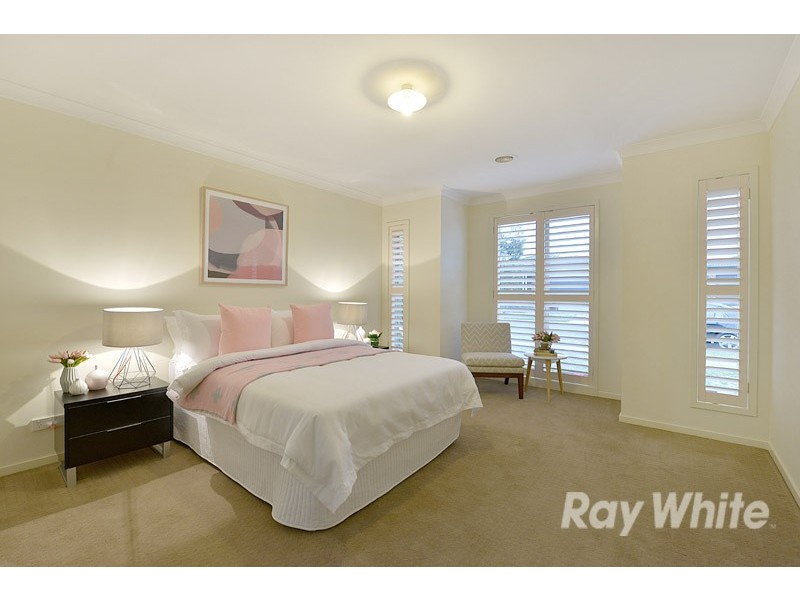5 Beechwood Drive, Lyndhurst VIC 3975