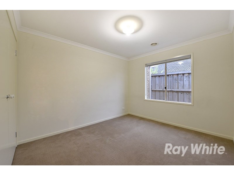 5 Beechwood Drive, Lyndhurst VIC 3975