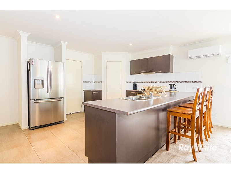 2 Greenview Court, Cranbourne North VIC 3977
