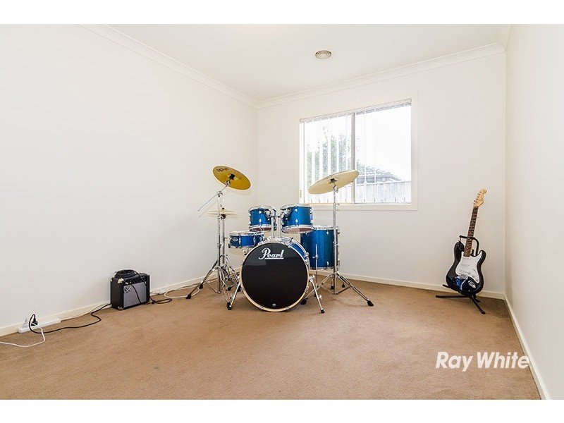 2 Greenview Court, Cranbourne North VIC 3977