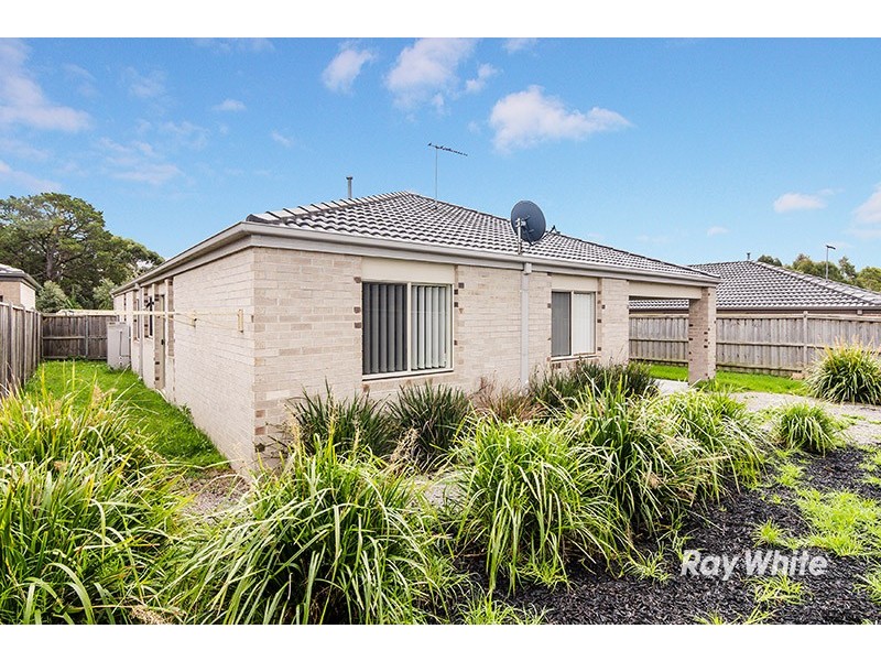 2 Greenview Court, Cranbourne North VIC 3977