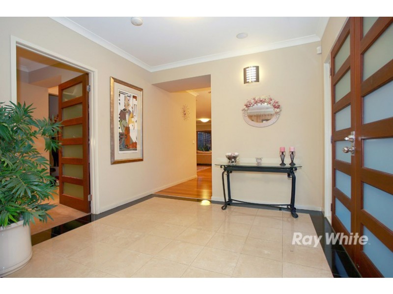 16 Biscay Grove, Lyndhurst VIC 3975