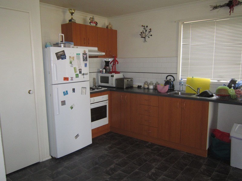 6 Linmac Court, Hampton Park VIC 3976