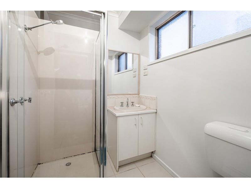 25 Toirram Crescent, Cranbourne VIC 3977