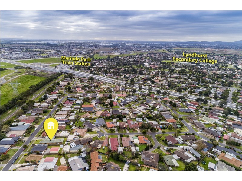 25 Toirram Crescent, Cranbourne VIC 3977