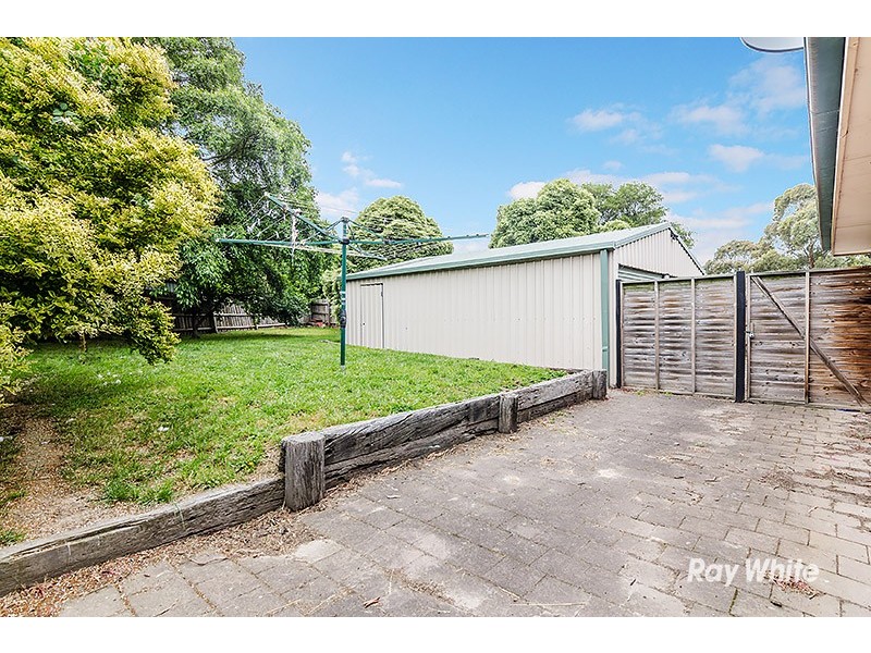 34 Meeking Drive, Pakenham VIC 3810