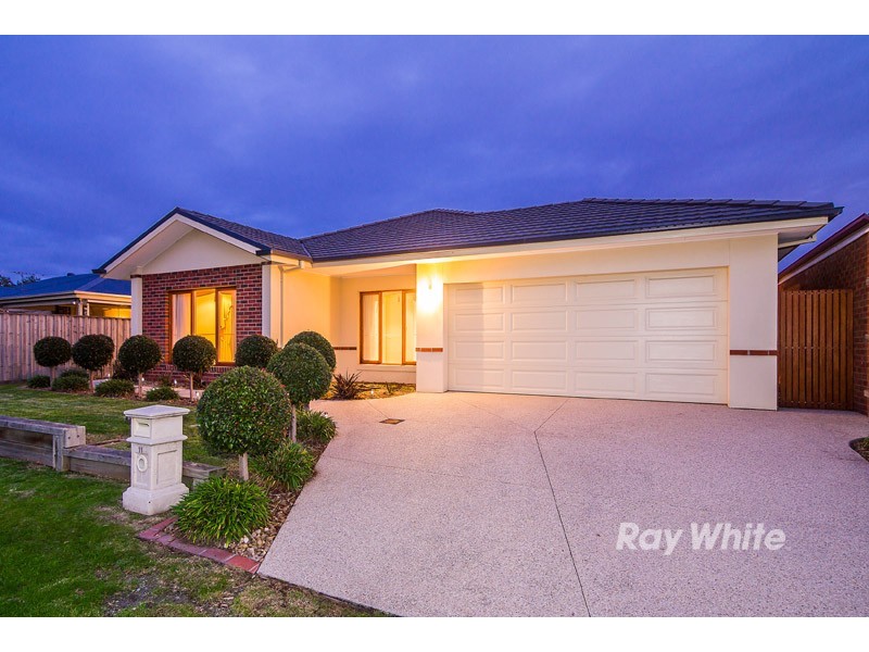 11 Firestone Green, Cranbourne VIC 3977