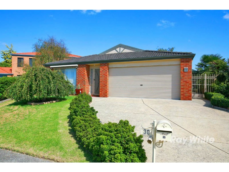 30 Mariner Close, Cranbourne North VIC 3977 the real estate agency Sold