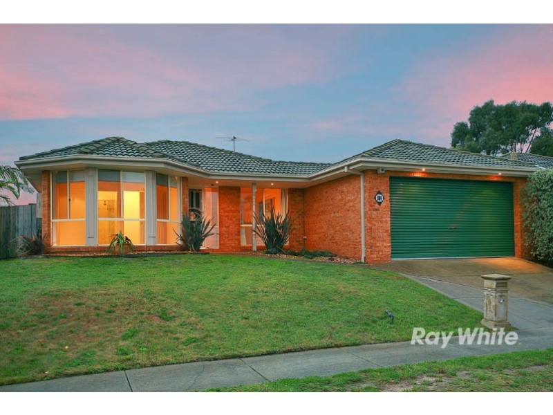 12 Alamanda Way, Cranbourne North VIC 3977