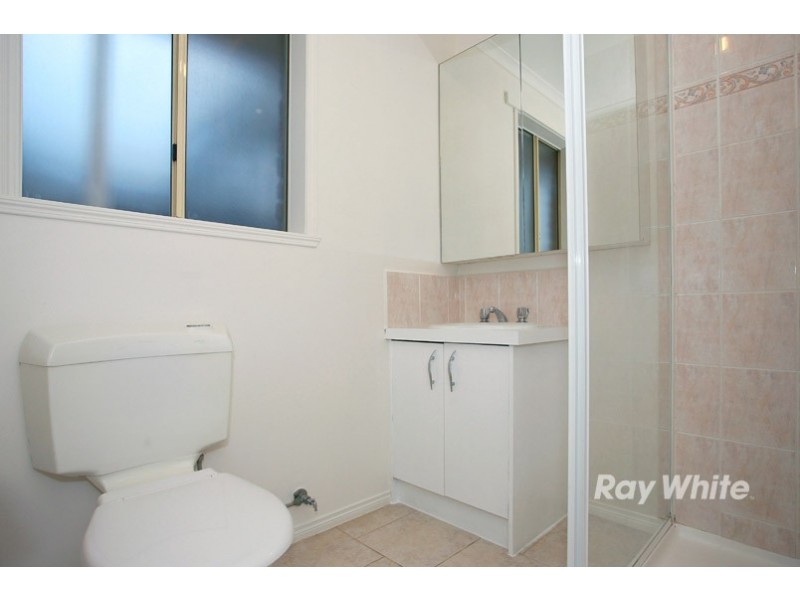 12 Alamanda Way, Cranbourne North VIC 3977