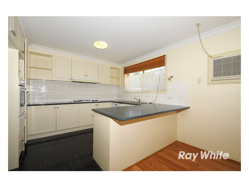 108 Earlsfield Drive, Berwick VIC 3806