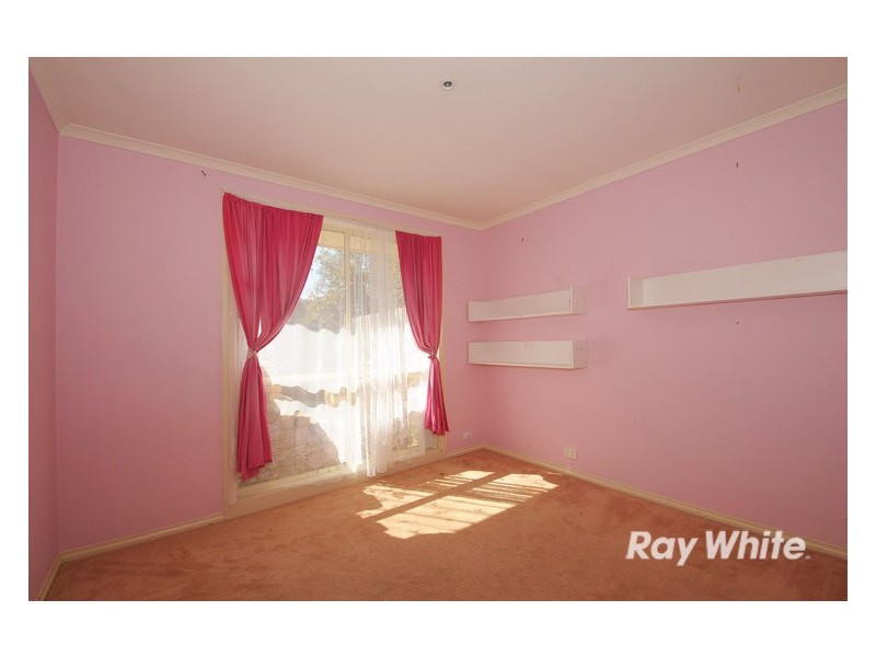 108 Earlsfield Drive, Berwick VIC 3806