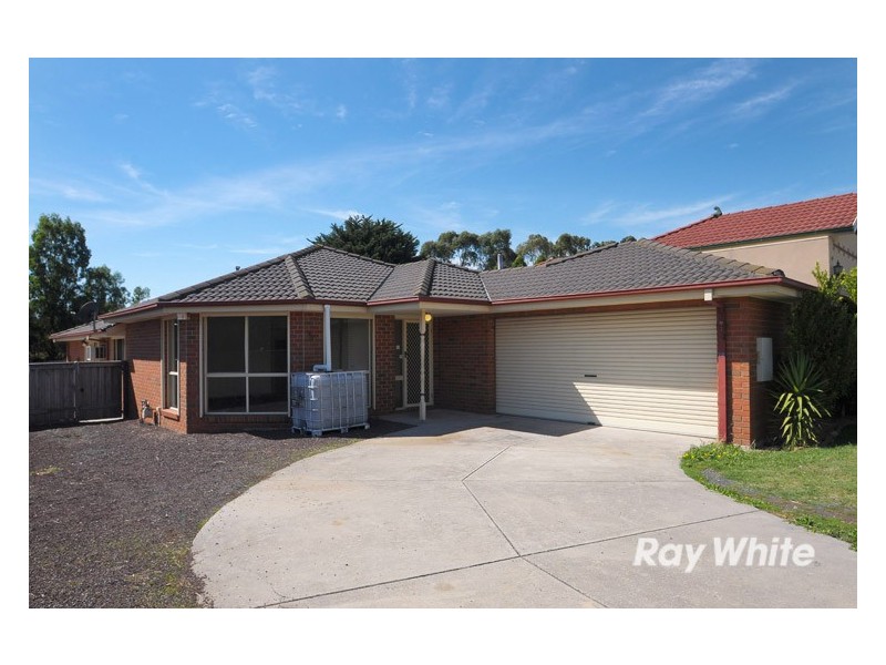 108 Earlsfield Drive, Berwick VIC 3806