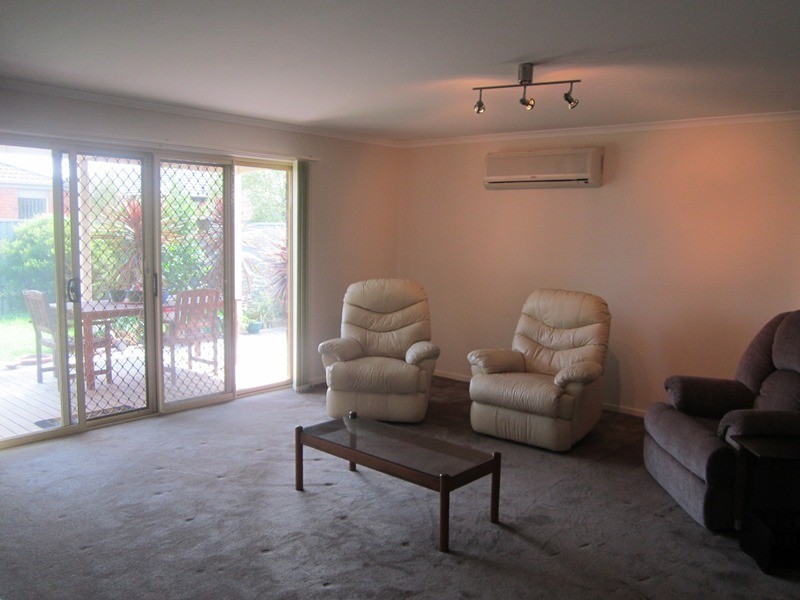 7 Reynard Place, Cranbourne East VIC 3977