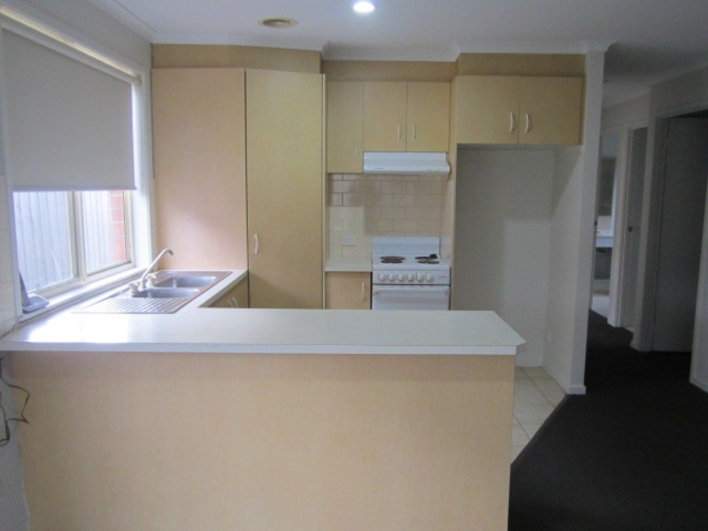 7 Seacombe Place, Cranbourne VIC 3977