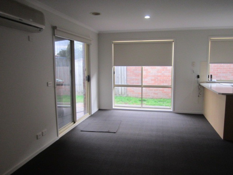 7 Seacombe Place, Cranbourne VIC 3977