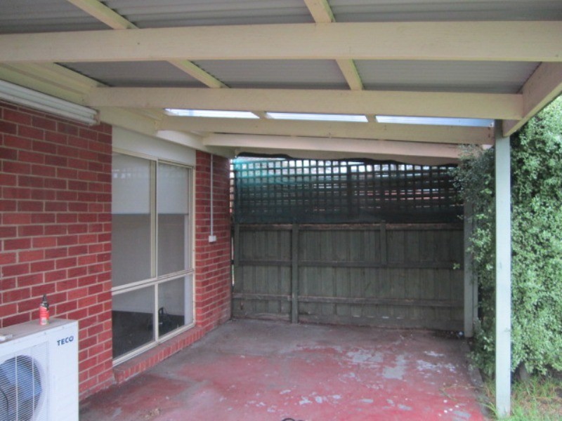 7 Seacombe Place, Cranbourne VIC 3977