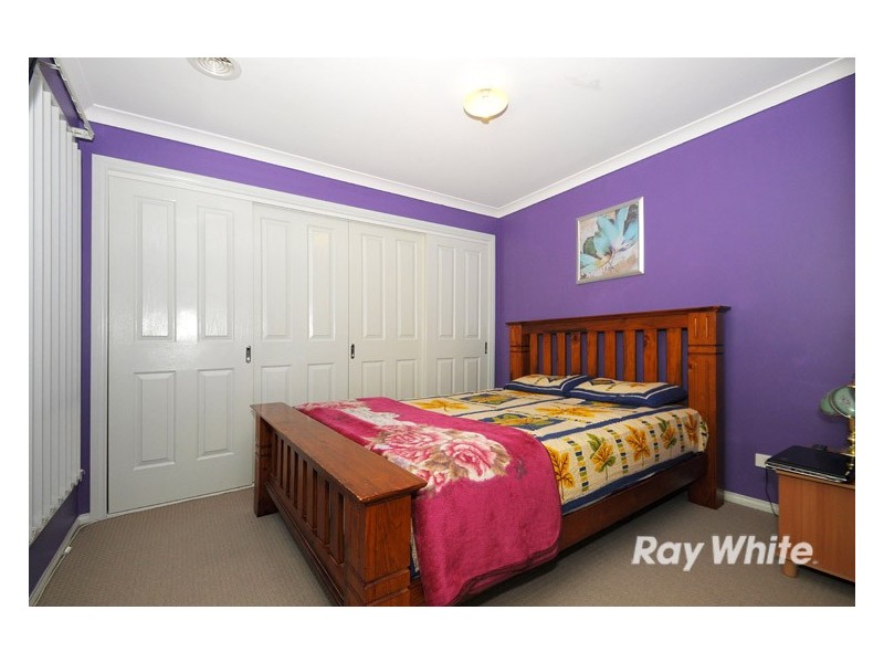 1/22 Maureen Close, Cranbourne West VIC 3977