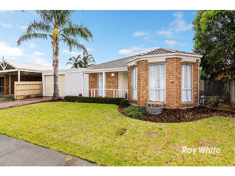 47 Hamilton Drive, Cranbourne North VIC 3977