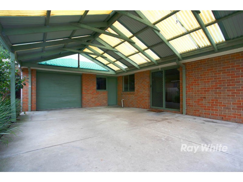 9 Millbank Place, Cranbourne VIC 3977