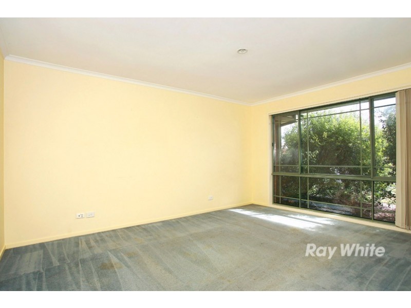 9 Millbank Place, Cranbourne VIC 3977