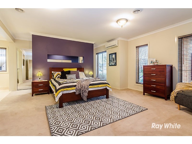 9 Beechwood Drive, Lyndhurst VIC 3975