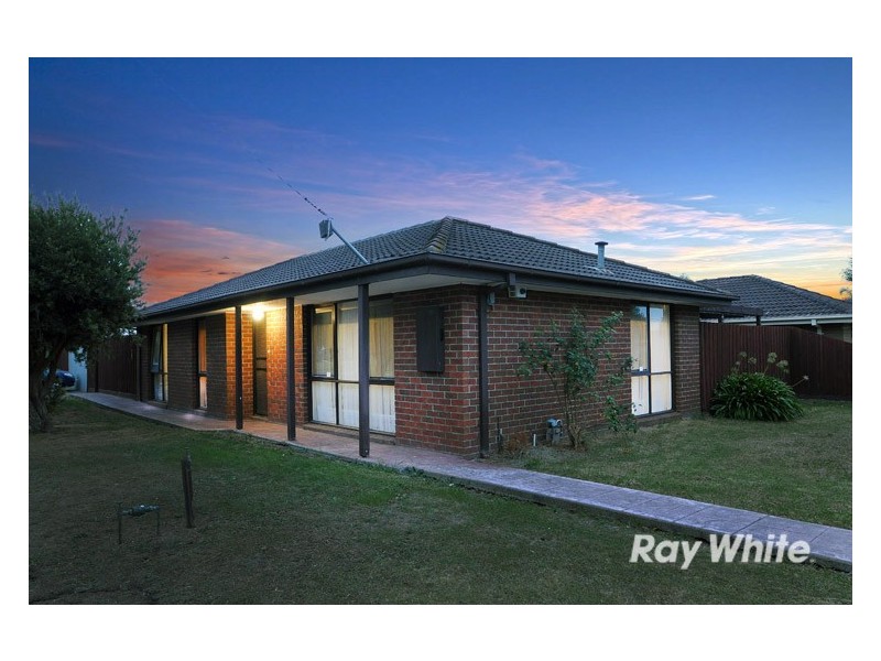 7 Taddor Drive, Cranbourne VIC 3977