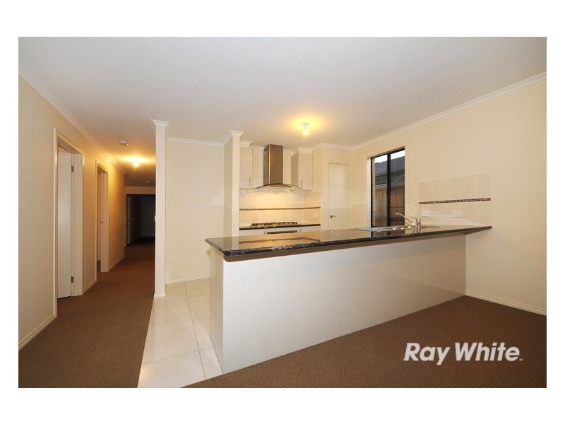 20 Valencia Circuit, Cranbourne VIC 3977