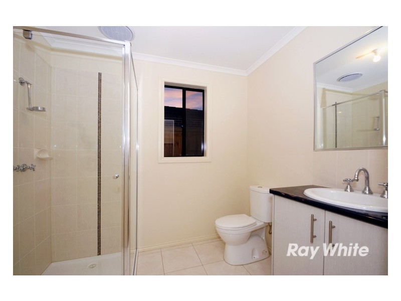 20 Valencia Circuit, Cranbourne VIC 3977