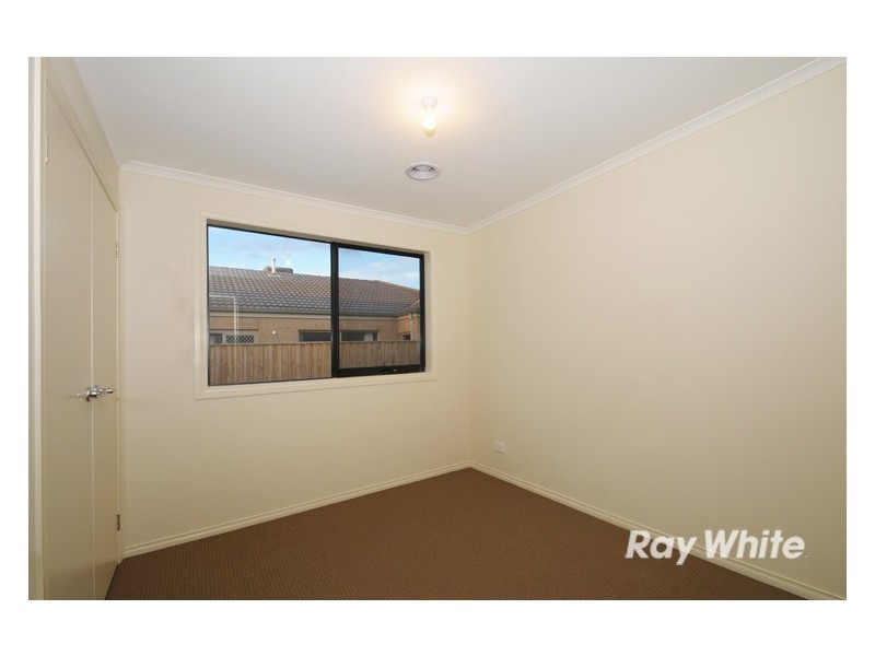 20 Valencia Circuit, Cranbourne VIC 3977