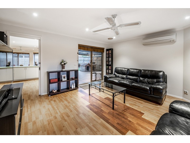 7 Willora Crescent, Cranbourne West VIC 3977