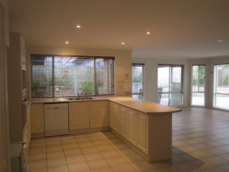 5 Manuka Mews, Langwarrin VIC 3910