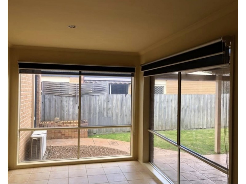 37 Central Parkway, Cranbourne West VIC 3977