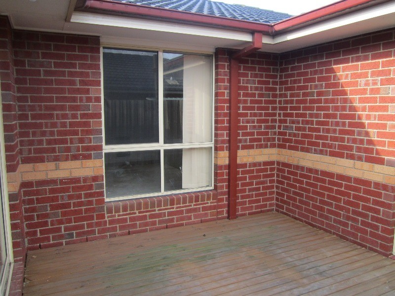 7 Taplan Crescent, Cranbourne West VIC 3977