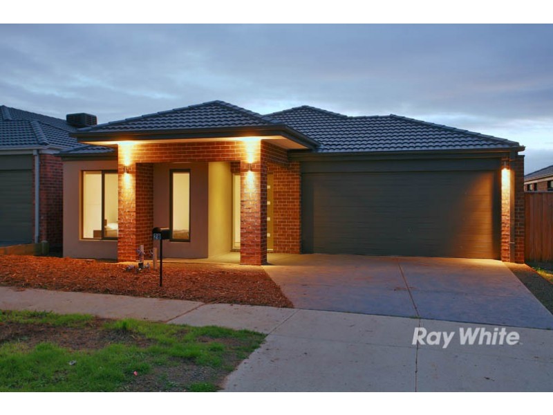 28 Bayley Place, Cranbourne West VIC 3977