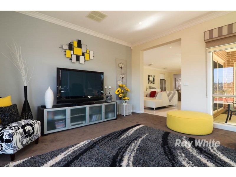 3 Dalray Street, Sandhurst VIC 3977