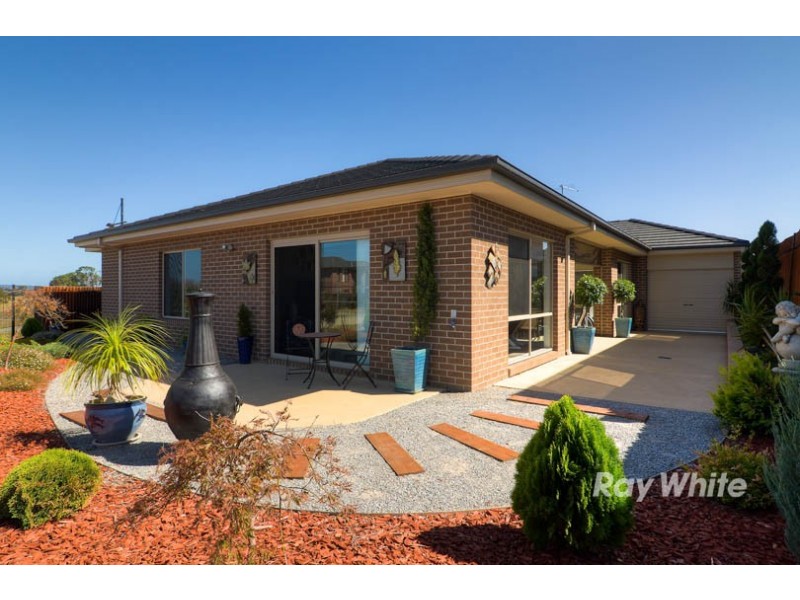 3 Dalray Street, Sandhurst VIC 3977