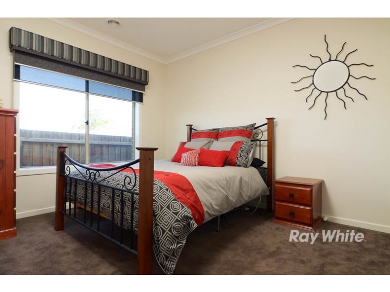 3 Dalray Street, Sandhurst VIC 3977